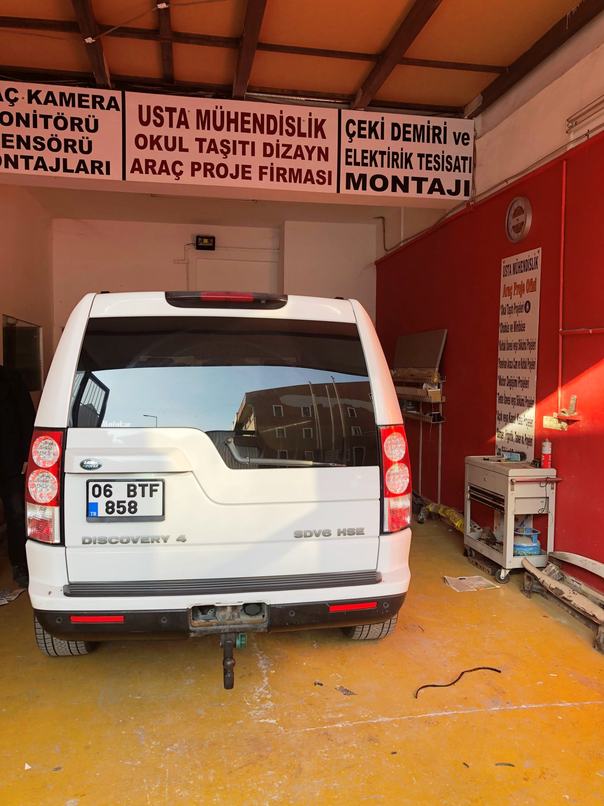 RAND ROVER-DISCOVERY-4-CEKI-DEMIRI-TAKMA-MONTESİ-VE-ARAC-PROJE-FİRMASI- USTA-MUHENDISLIK 05323118894